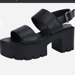 Black Chunky Heel